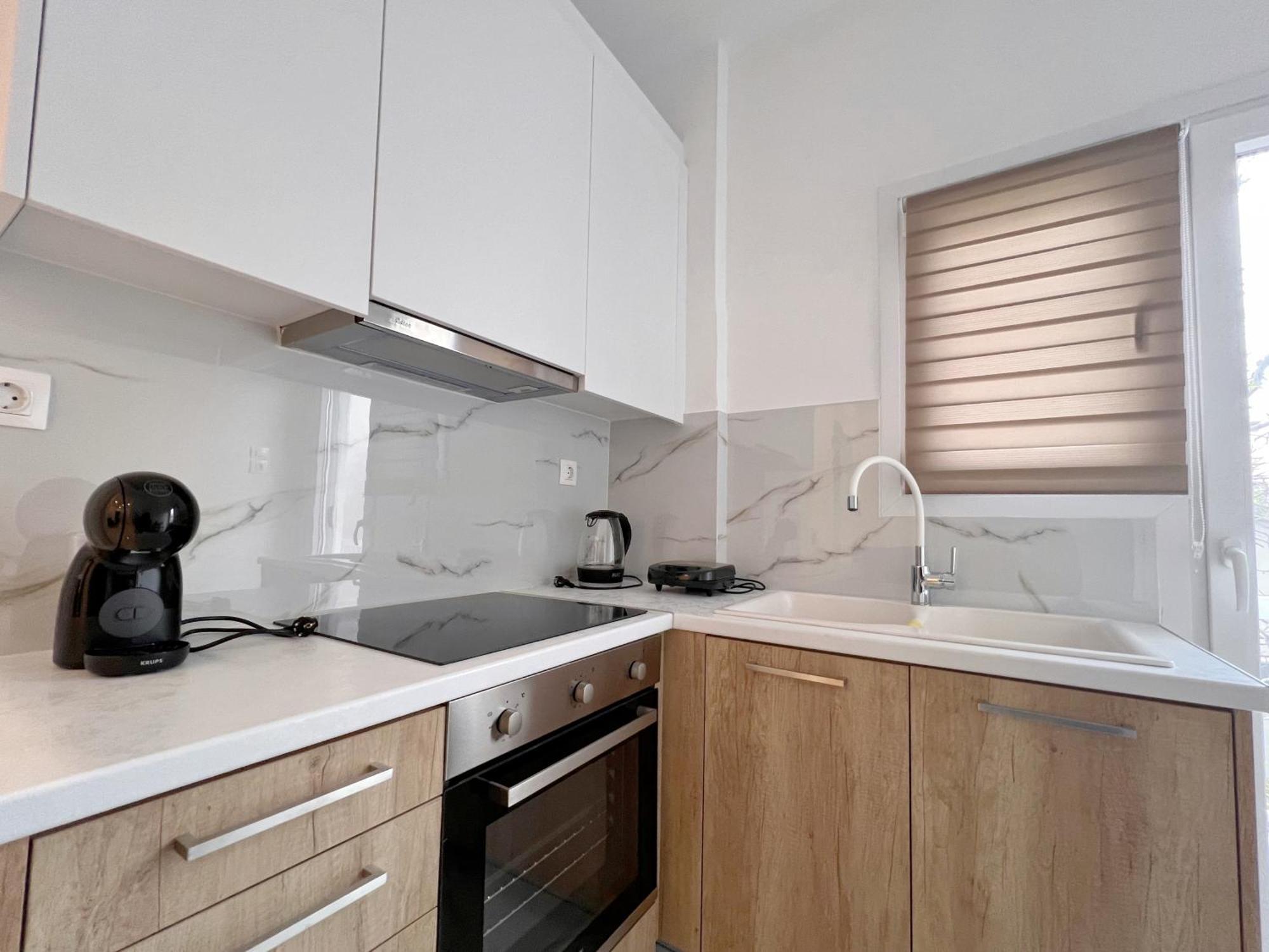 Wsd Piraeus Amazing Luxury Boutique 2Bd Apartment With Balcony Buitenkant foto
